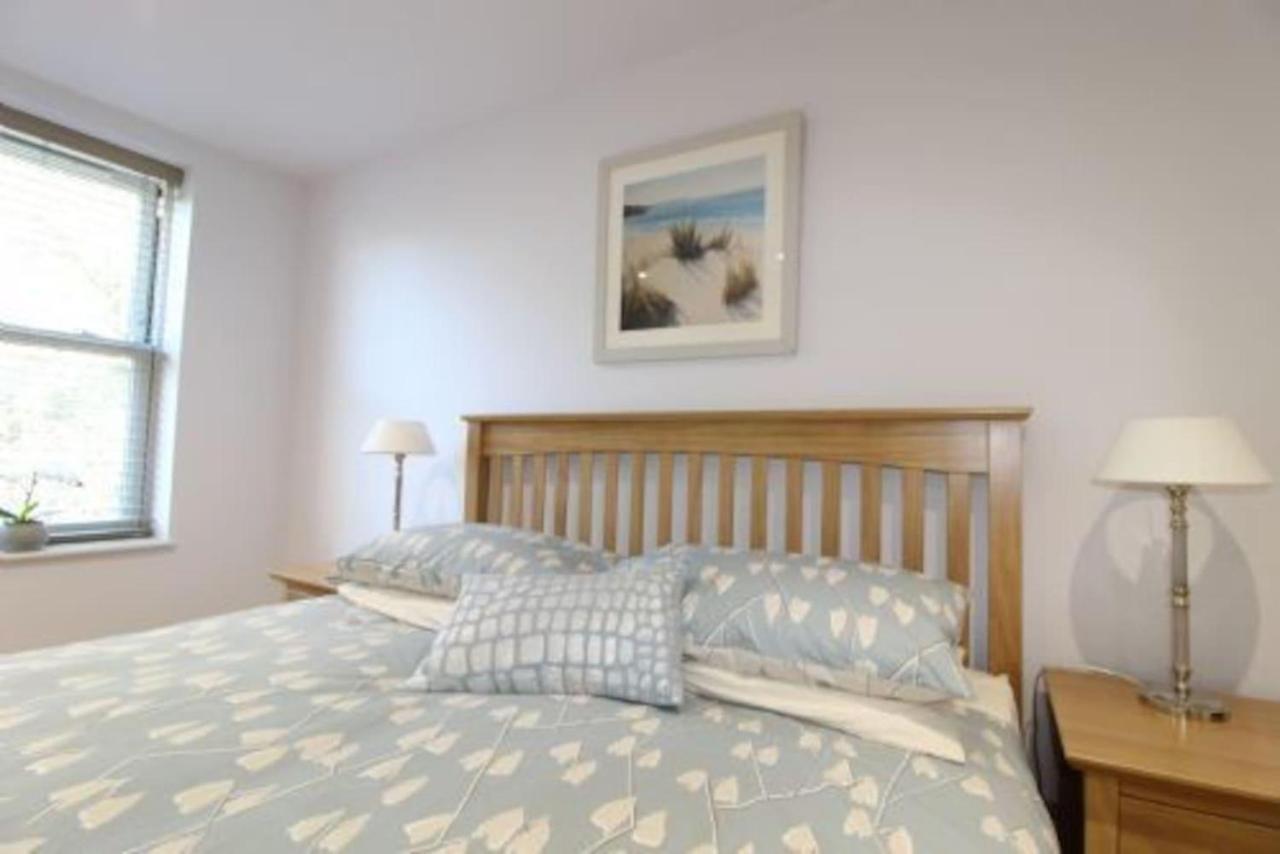 Middle Chine - 2 Bedroom Holiday Home 본머스 외부 사진